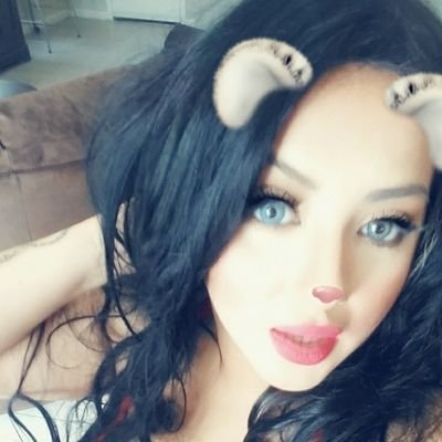 Hello my name is cat. Music/Film Producer-Dj - DïïamondCát KCOD CoachellaFM | Aesthetic|Beauty|MUA|Fashion|Life|Health|Unorthodox|Creative|Free-Spirit|P.L.U.R.|