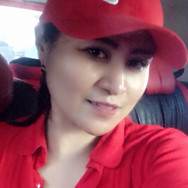 AtiekAMZ's profile picture. I love everyone around me :)