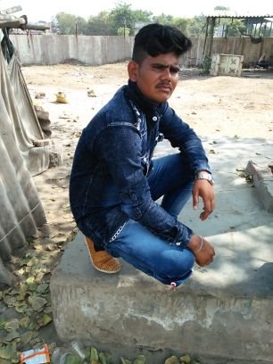 SachinSaraniya's profile picture. Wolntiyr lambha word