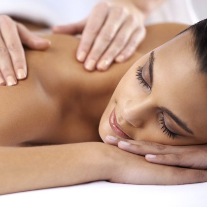 Garuda Spa | Ayurveda & Wellness 🌿
Luxury Spa • Holistic Healing • Calm Ambience
📍 VIP Road, Zirakpur | 📞 9501771443