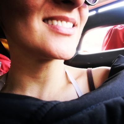 Mamá❣️mujer. En ése orden.
El mundo es bello, pero tiene un defecto llamado hombre (Friedrich Nietzsche)


 #EnRodaje