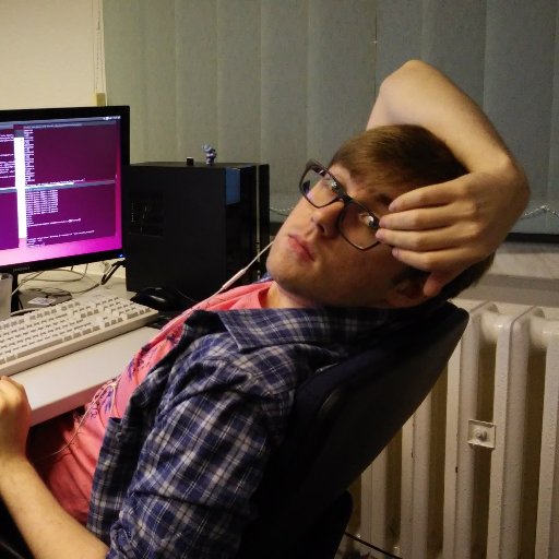 Sr. SDE at @AWS. Proud owner of the best kitten. Views are my own.