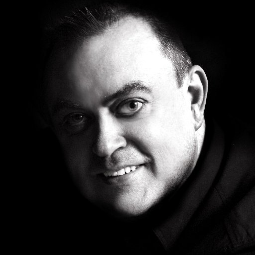 Welcome to the official twitter account for Simon Rademan™© Simon™© Fashion & Bridal Couture Designer, Author, Influencer @TheStyleBible