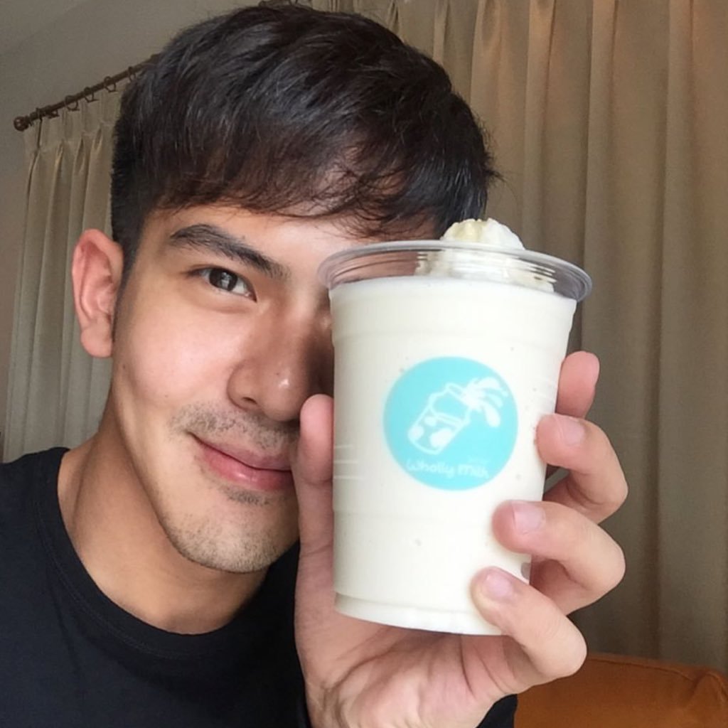 เป็นแฟนคลับและอัพเดทข่าวสารของ 'เต้ย พงศกร' เท่านั้น | Twitter : @Toey_Pongsk | IG toey_pongsakorn |