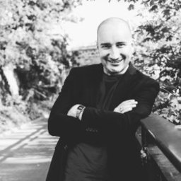 senior ux designer and creative //husband//father//ps4 hero #ux #design #designthinking