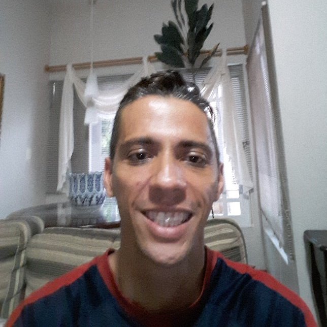 A beleza é a eternidade a olhar-se ao espelho.Aquele que nunca viu a tristeza, nunca reconhecerá a alegria.