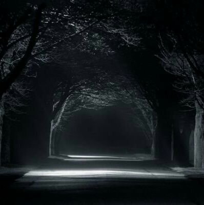 ‏‏من عافنا ..
عفناه ...لوكان غالي. 
من صدعنا..
جعل ..دربه تساهيل.  ،