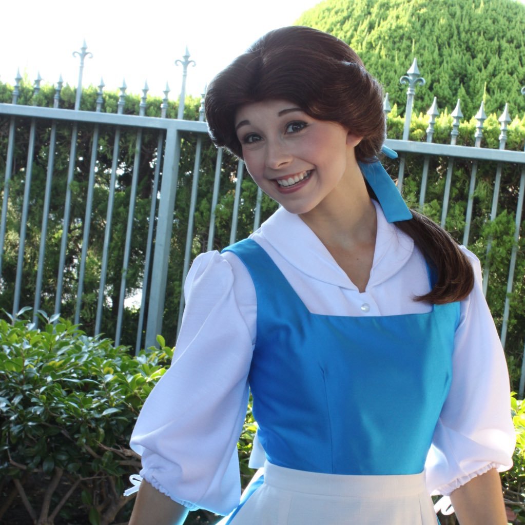 chiadancedisney's profile picture. 98line 1Day組 Belle🥀 写真勉強中 無言フォローすみません… D垢さんはフォロバ100%