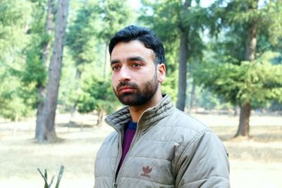 azubairmaqboil's profile picture. 