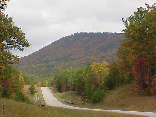 Information on hiking, camping and tips to enjoy the outdoors. Locations on family camping spots and outdoor photography.