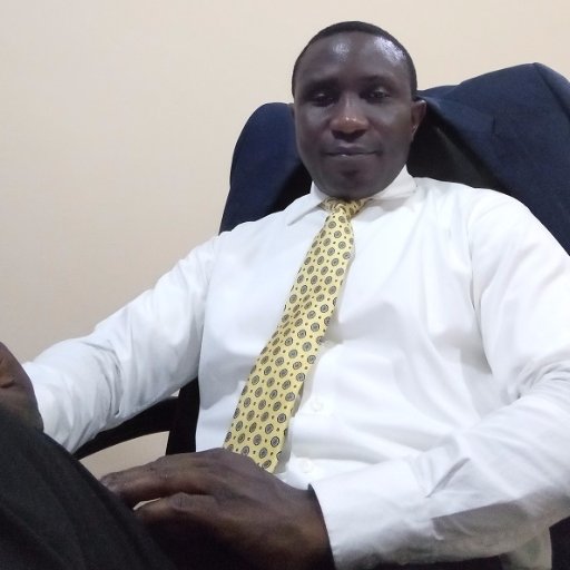 Founder/CEO of Smart Infopreneur Academy: an online entrepreneurship development platform teaching & coaching startups to, grow successful online businesses.