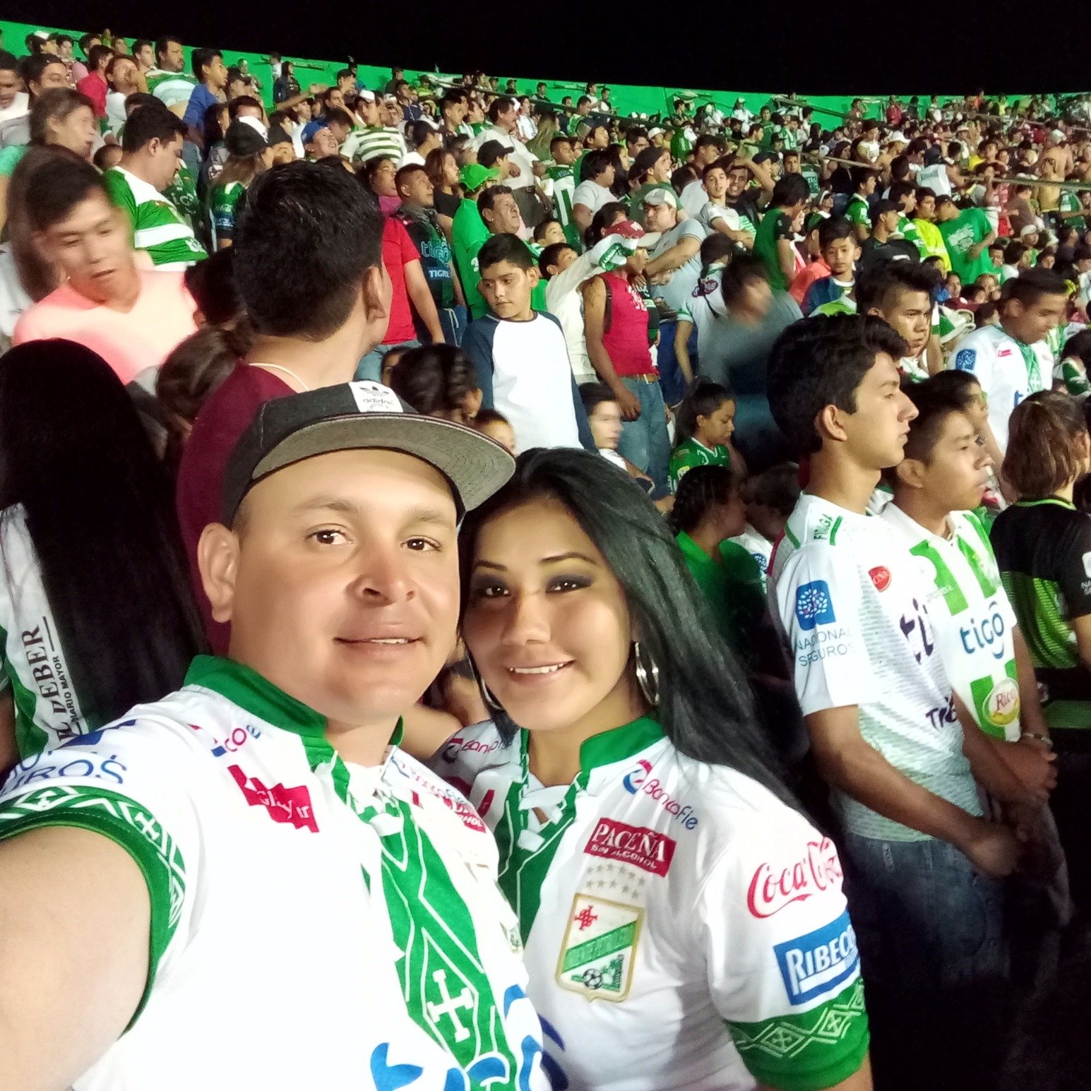 Edgar_vanegas12's profile picture. Como soy depende como eres tu,:,,,,El Banco Magdalena mi origen COLOMBIAN🇨🇴,,,,,ATLETICO JUNIOR TÚ PAPÁ