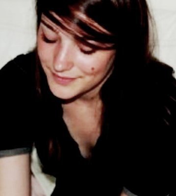 jullie182's profile picture. 