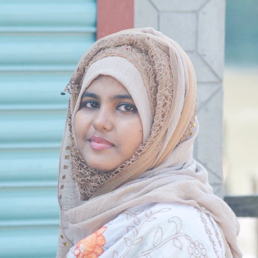 sonia_esha's profile picture. Graphics Designer