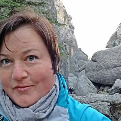 LeJanicVibes's profile picture. Partner, Mom, Author & Growth Strategist; Passionate about helping others, advocating for social justice & equality.