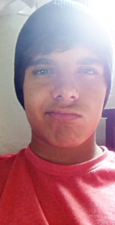 LuucRosa's profile picture. Molduras boas não salvam quadros ruins.