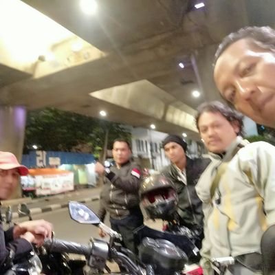 Senangi kedua orang tua itu bekal untuk kita yang masih hidup