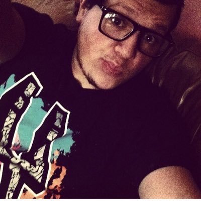 zachseanary's profile picture. living young wild and free oh and gay lol