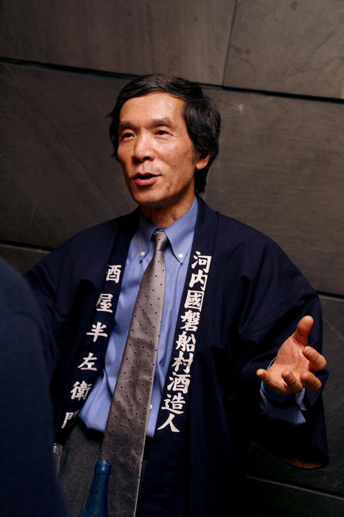 MukuneToji's profile picture. Sake Brewer. Wishing to be a missionary of the Great World of Sake. The love and passion for it will never be perished, Mysterious journey still goes on..Kanpai