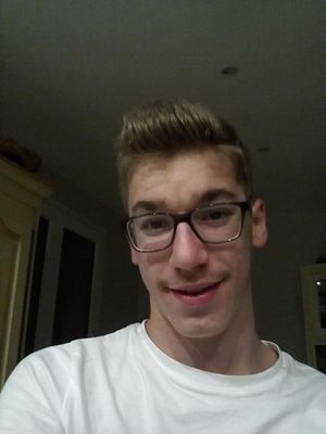 kaliceme's profile picture. 