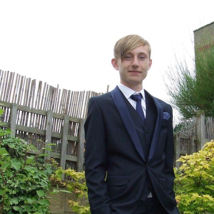 zelolage76's profile picture. 