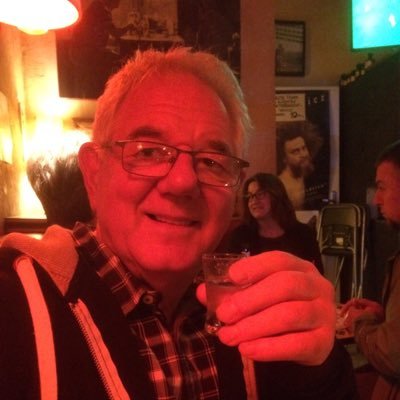 tomjameshackman's profile picture. 