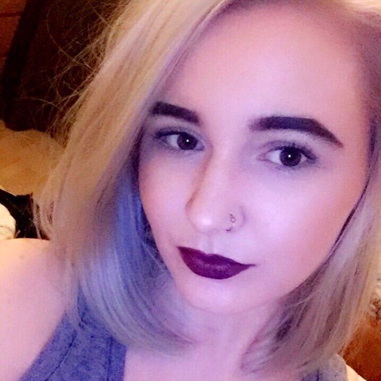 EllaPape_'s profile picture. Make-up and SFX Artist | 27 | Manchester |