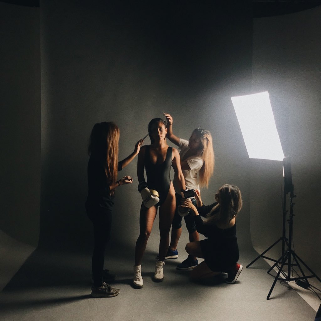 deuxluxeco's profile picture. /duh-luhks/ https://t.co/nj06TY4Vte