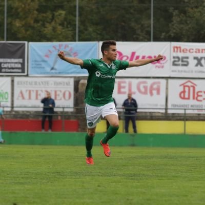 R.Burgos ⚽️- UD Barbadás -Porriño industrial CF-CD Arenteiro, Villalonga CF y CD Ourense. lucha por lo que quieres. Nacido en Panamá (changuinola)