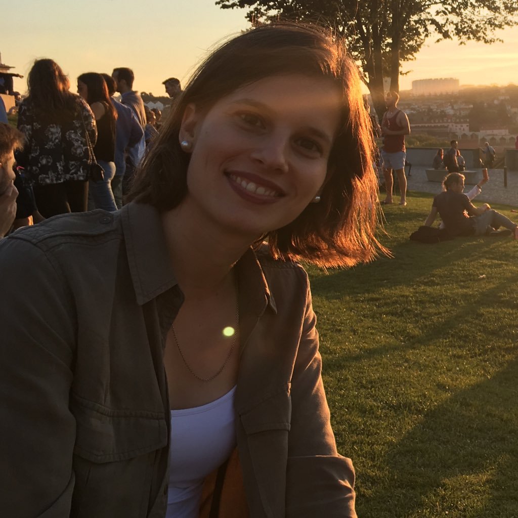apatriciahenriq's profile picture. PhD student | Bioengineering | Graphene and biological systems | at @i3S_UPorto. Interested in science communication and writing. Foddie and travel lover.