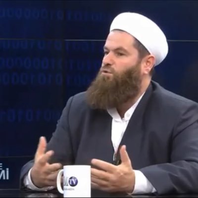 FM TV GÜNDEM VE EKONOMİ PROGRAMCISI VE FATİH MEDRESELERİ VAKFI MÜTEVELLİ HEYETİ