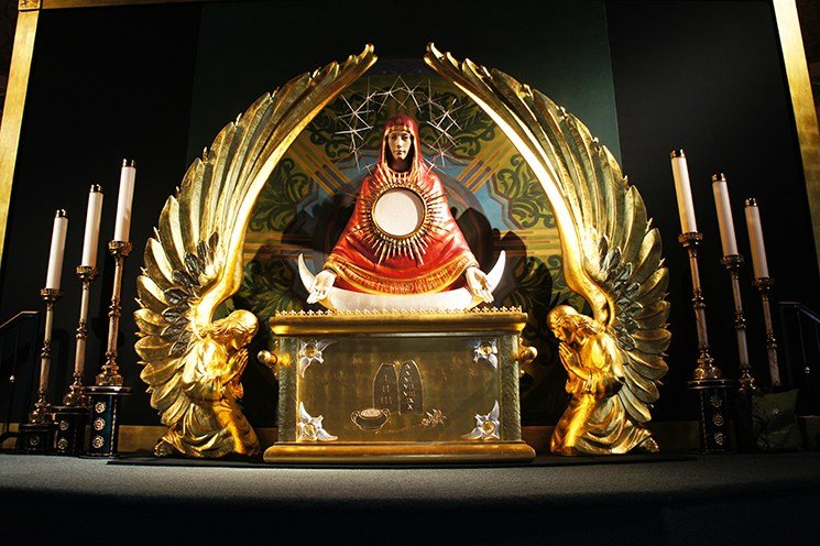 Fides_Veritas's profile picture. Who wields a poem huger than the grave?