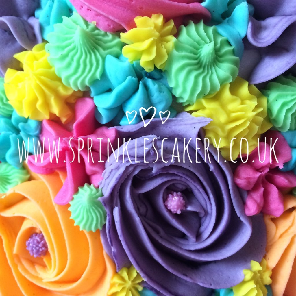 Delicious handcrafted treats and creative cake fun, for all ages and all occasions. Based in Tunbridge Wells, Kent. UK.