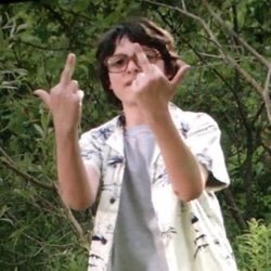 trashmcuth's profile picture. “Welcome to the losers club, asshole.” [IT]