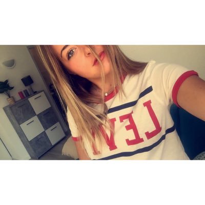 Camillenico06's profile picture. Law student & ski instructor