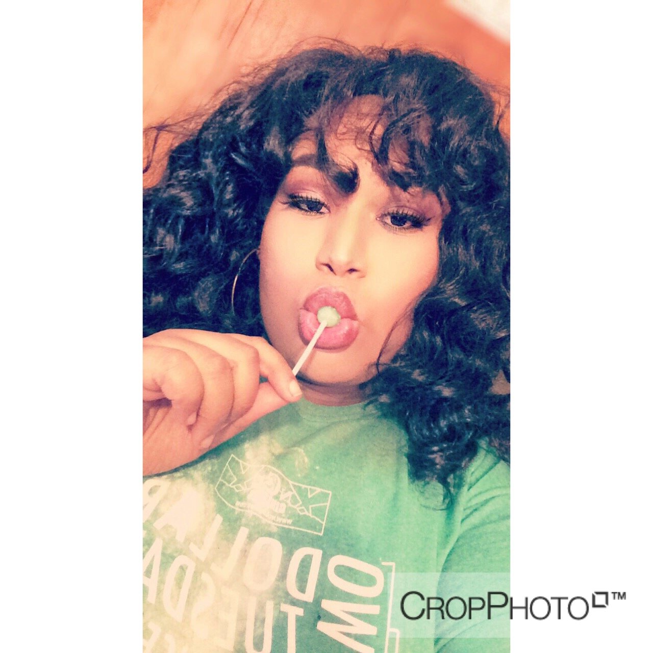 📍• sc • 22 • IG : queen_ling
No bread 🤑= No relations