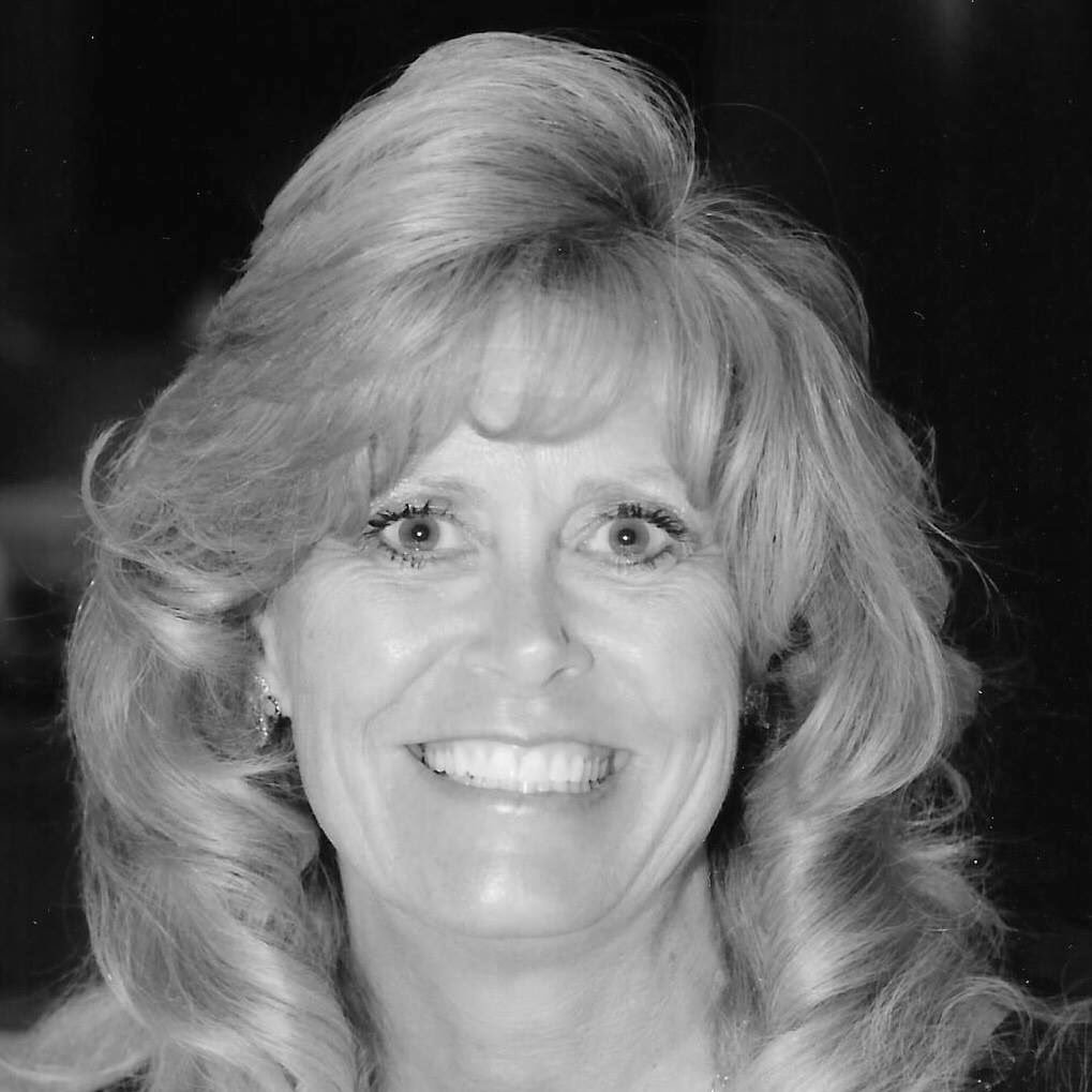 lisacopeland50's profile picture. 