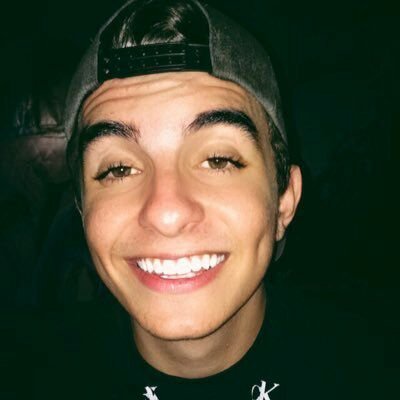 Bem vindos
espero que gostem do fc
📷《insta: baixinhas_do_caue》SEGUI LÁ
👑《RUMO 4M YT》