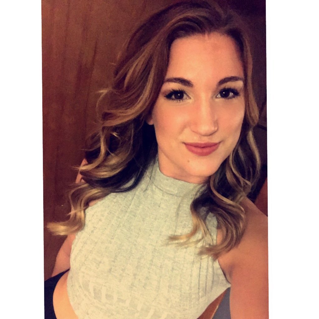 marp427's profile picture. Do people even look at Twitter Bio's?