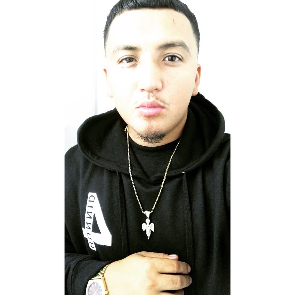khriz_lmg's profile picture. let God lead my life blessed