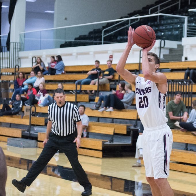 noahb13's profile picture. APU🏀