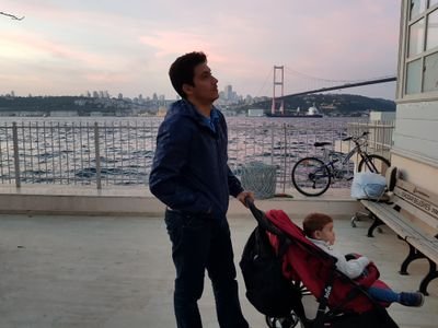 msYlnz's profile picture. Baba olmayı öğreniyorum