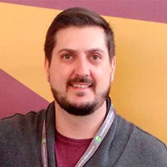 Brazilian, phD student, researcher and professional on HCI, usability, user experience, accessibility, software engineering, web development and others.