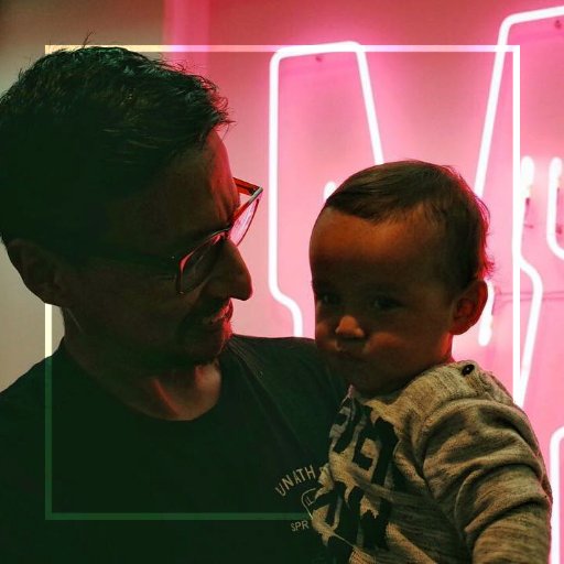 Otro papá primerizo que quiso hacer alarde de su hijo, escribo para desahogarme y aveces comparto cositas - Hago parte de @papasblogueros