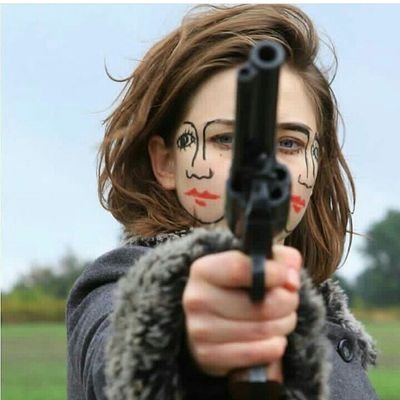 Swati74242492's profile picture. Medical student 💊⚕..diehard fan of @iamsrk