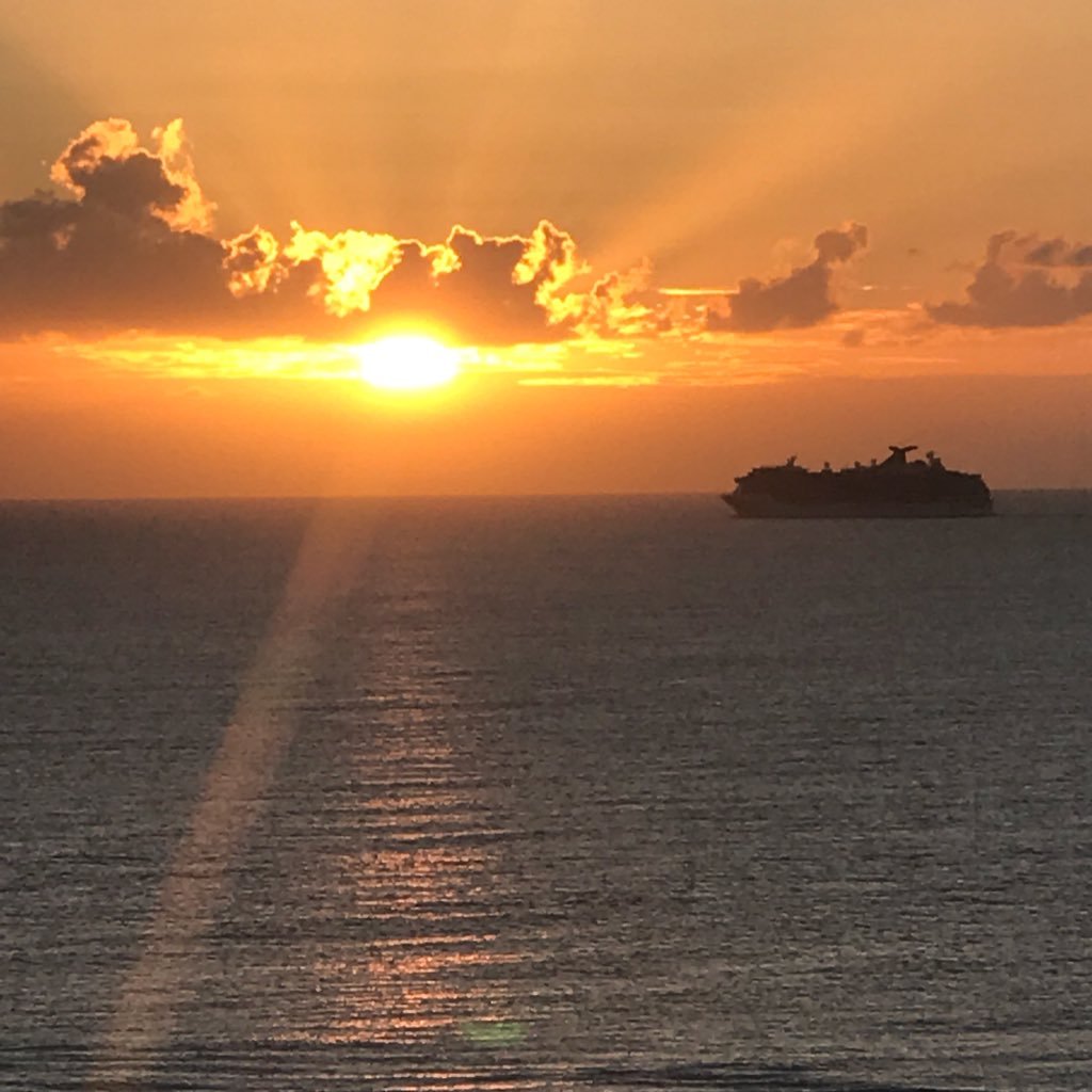 JrLoytoy's profile picture. 