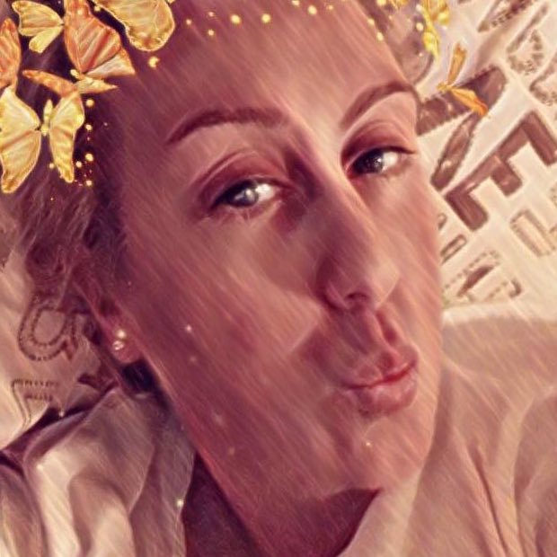 Beth2k9's profile picture. me myself and I