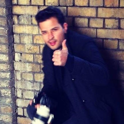 renz_marquez18's profile picture. Designer & Creative in London. 
Love for the number 18.