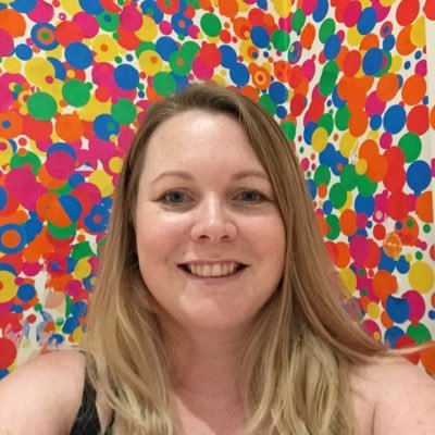 Australian educator working at home and abroad. Inclusive ed, early childhood ed, pyp, ed tech, teacher well-being. Co-author of The Minimalist Teacher.