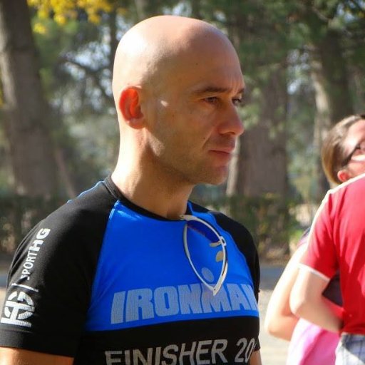 Català de Ponent, professor, triatleta, trailrunner i ballo salsa&bachata.'Si ets neutral en situacions d'injustícia, has elegit el costat de l'opressor'